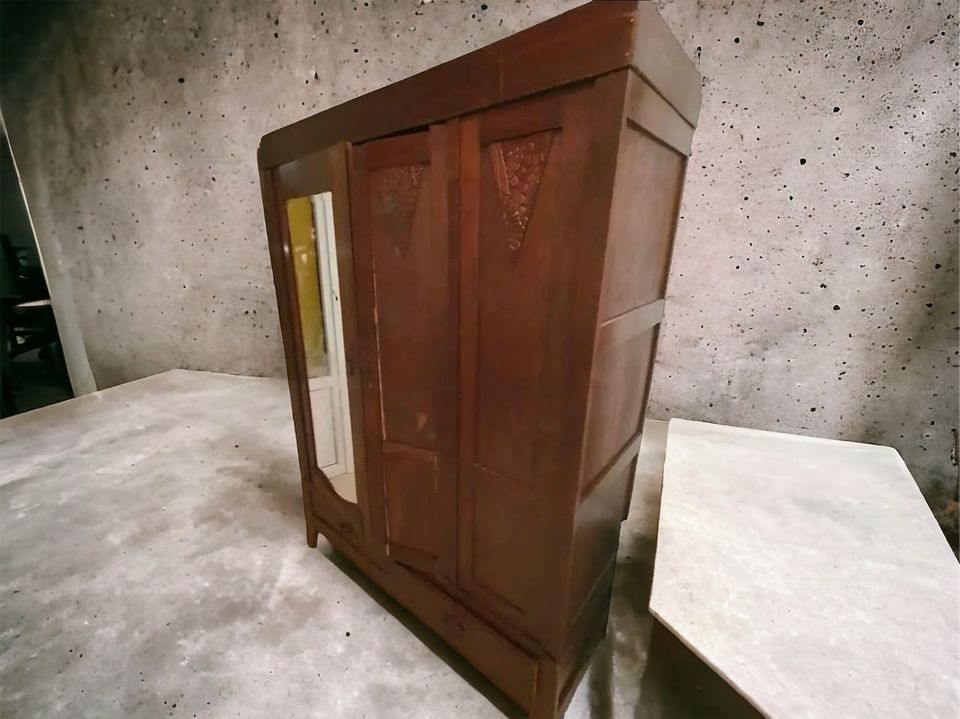 Antik Kleiderschrank Schrank Art Deko 142x198x56cm in Düsseldorf