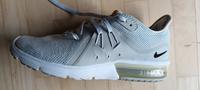TOP NIKE AirMax Turnschuh Sneaker Gr. 39 hellgrau Bayern - Maitenbeth Vorschau