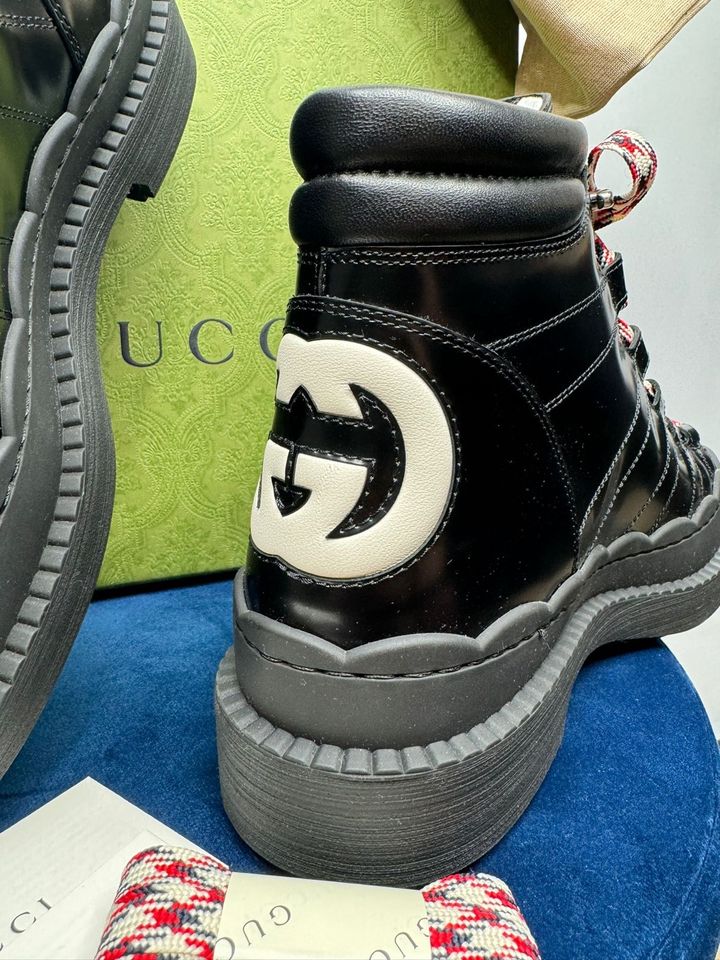 Gucci GG Herren Leder Boots Stiefel Schuhe Schwarz Monogram 42,5 in Wolnzach