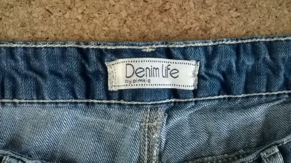 Neuwertige, schöne  Jeans von DENIM LIFE by Pimkie in Rieste