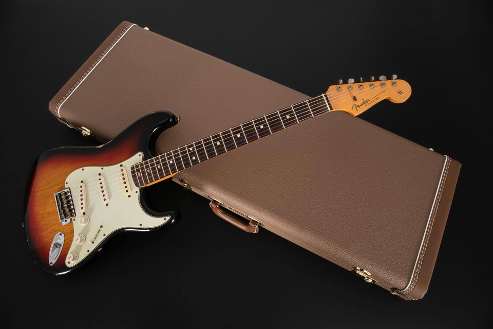 2022 Fender Custom Shop ’63 Stratocaster Relic Korina in Paderborn