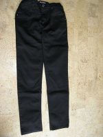 Jeans schwarz gerade geschnitten Gr. 140 v. Karstadt Brandenburg - Potsdam Vorschau