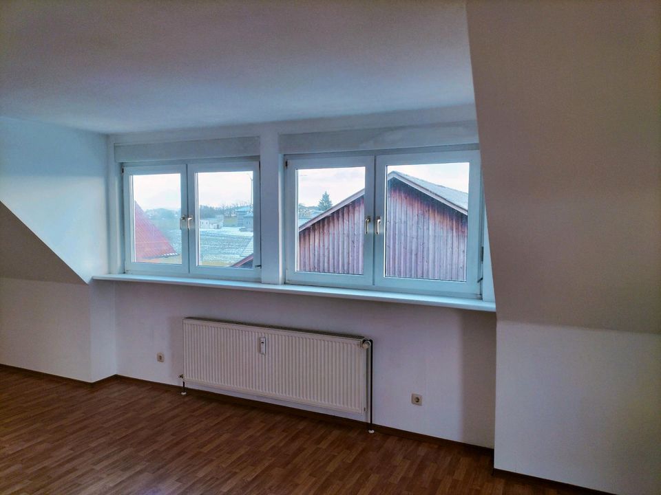 4 Zimmer Wohnung in Speichersdorf