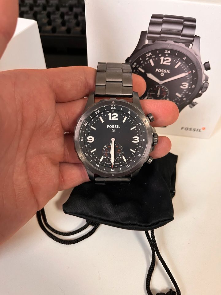 Fossil Q Hybrid Uhr Herren Smartwatch Analog in Hessen - Langgöns | eBay  Kleinanzeigen ist jetzt Kleinanzeigen