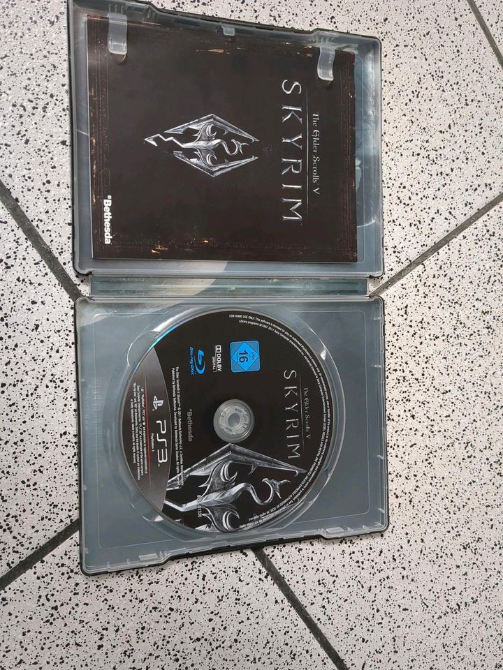 Skyrim in Metalcover ps3 in Fachingen