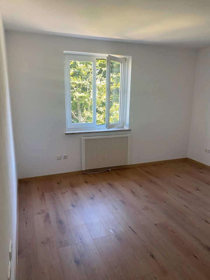 2-Zimmer Wohnung ab Sofort zu Vermieten . in Augsburg