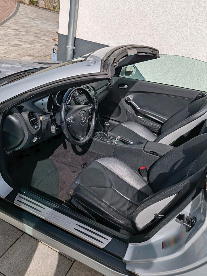 Mercedes Benz Slk 200 Kompressor Cabrio in Eschau