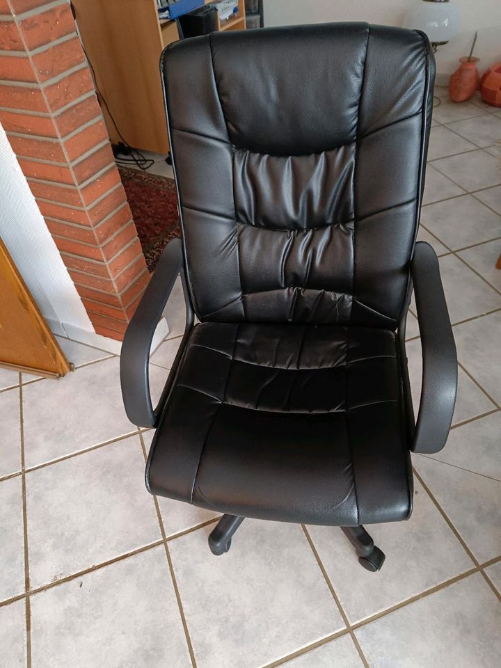 Bürostuhl Kunstleder schwarz Chefsessel Stuhl in Geldern