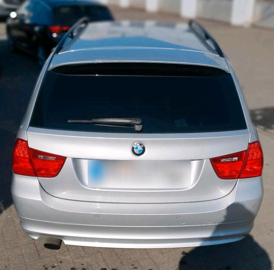 E91 BMW 318i Touring M-Paket + ALU + PDC + TEMP + KLIMA +SZHZG in Saarburg