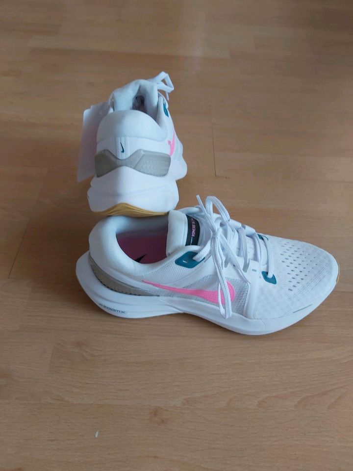 Damen Sport Schuhe Nike Air ZOOMX Performance Neue in Mörfelden-Walldorf