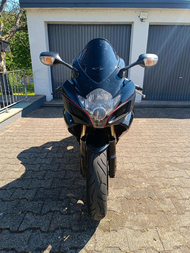 Suzuki GSXR 600 K6 in Schieder-Schwalenberg