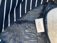 Vila Kleid mit Spitze blau weiß S wie neu Bremen - Gröpelingen Vorschau