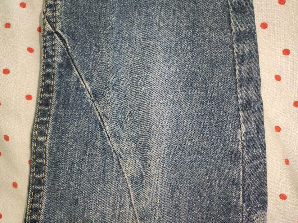 W.neu*Süße Jeans Hose*Kanz*Gr.116/122*Blüten in Cuxhaven