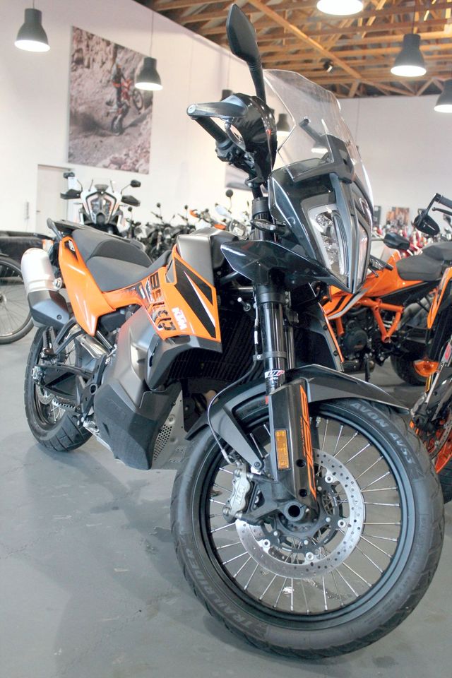 KTM 890 Adventure Finanzierung ab 0,0% möglich in Willebadessen