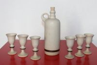 Schnapsflasche mit 6 Schnapsgläsern Keramik (vintage) Schleswig-Holstein - Bargfeld-Stegen Vorschau