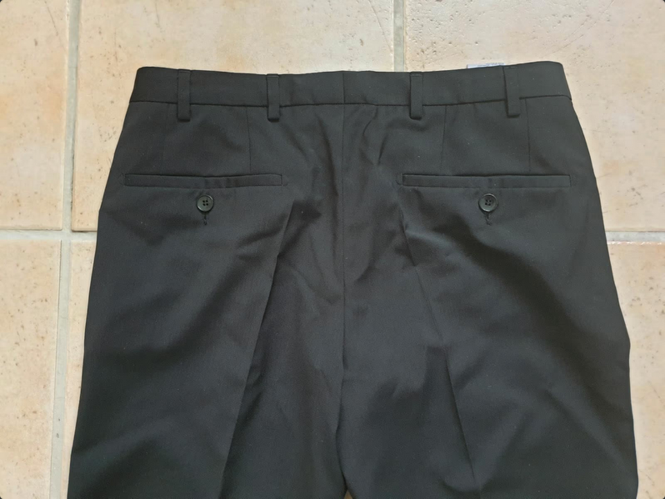 Digel move Anzug - Slim Fit Größe 90, schwarz in Heusenstamm