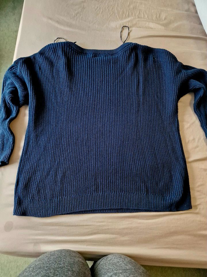 Strickpullover , Pulli Gr. 44/46 bpc , blau in Großalmerode