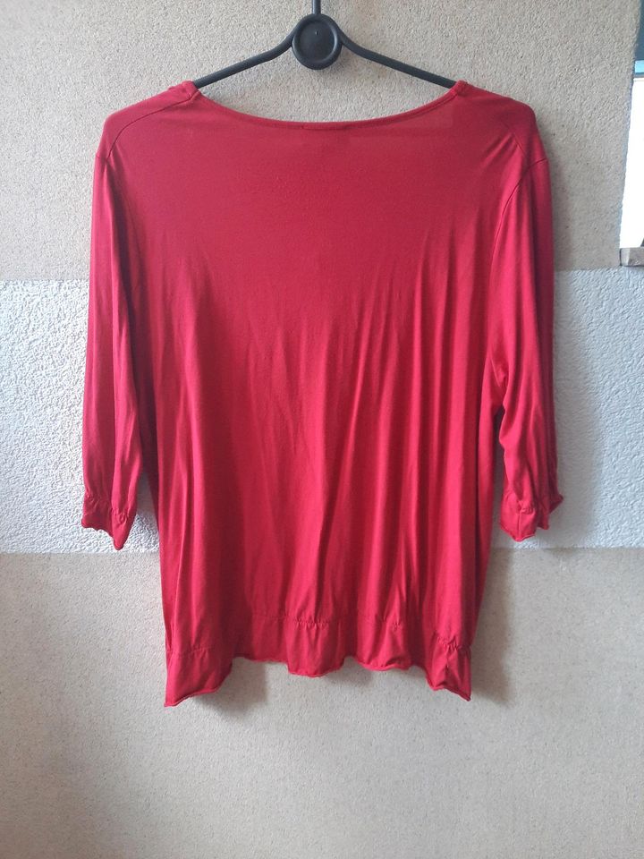 Rotes Shirt/ Oberteil Größe XXL in Raben Steinfeld