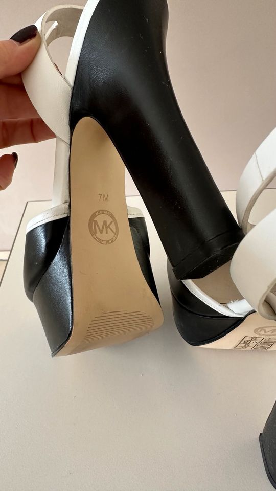 ❤️neue Michael Kors High heel Gr.37 in echt Leder,original in Oberhausen