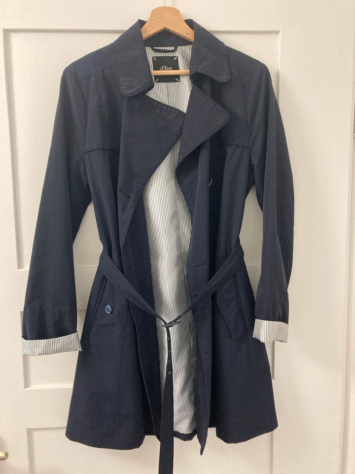 Trenchcoat S. Oliver Gr. 38 in Freiburg im Breisgau