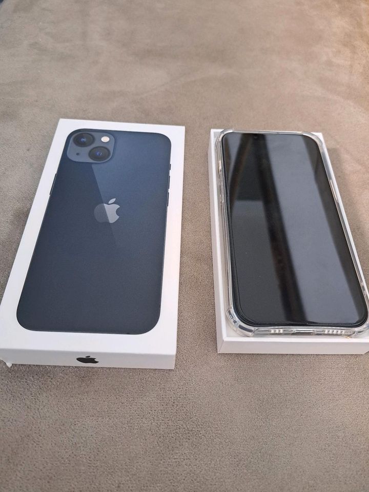 Iphone 13 Neu+Apple fitness 3 monate in Solingen