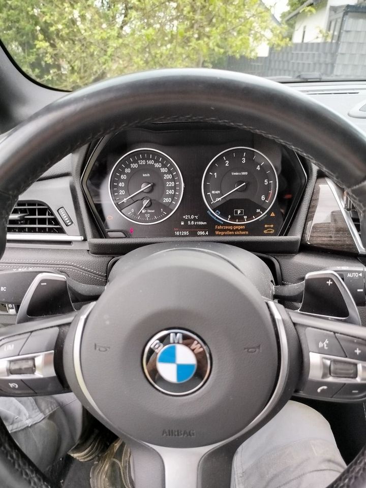 BMW 218 Active Tourer 218d xDrive Luxury Line Lu... in Bielefeld