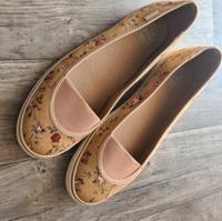 Ballerina Esprit Gr. 42 NEU camel  Blumen Bayern - Bamberg Vorschau