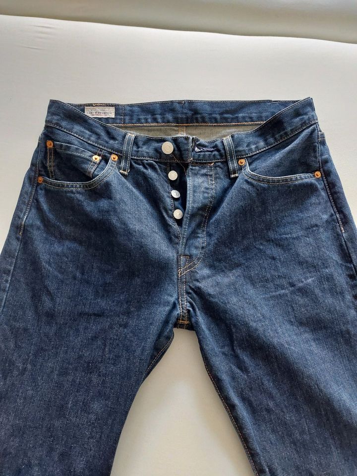 Levi´s 501 Jeans 31 34 Blue Jeans dunkelblau in Nürnberg (Mittelfr)