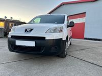 Peugeot Partner KASTEN LEITERKLAPPE 8X Bereift HU/AU Neu Leipzig - Engelsdorf Vorschau