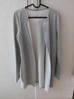 graue leichte Jacke 38 Waffelpique wie neu Kr. München - Oberschleißheim Vorschau