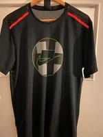 Nike T-Shirt Größe M Osterholz - Ellener Feld Vorschau