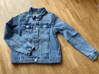 Jeansjacke Mädchen Gr.134 Alive hell Jeans Druckknöpfe TOP Baden-Württemberg - Ettlingen Vorschau