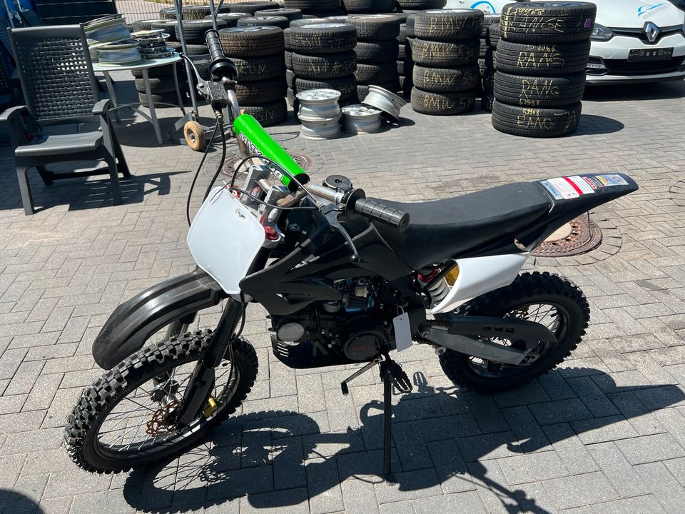 Pitbike 125ccn in Offenbach