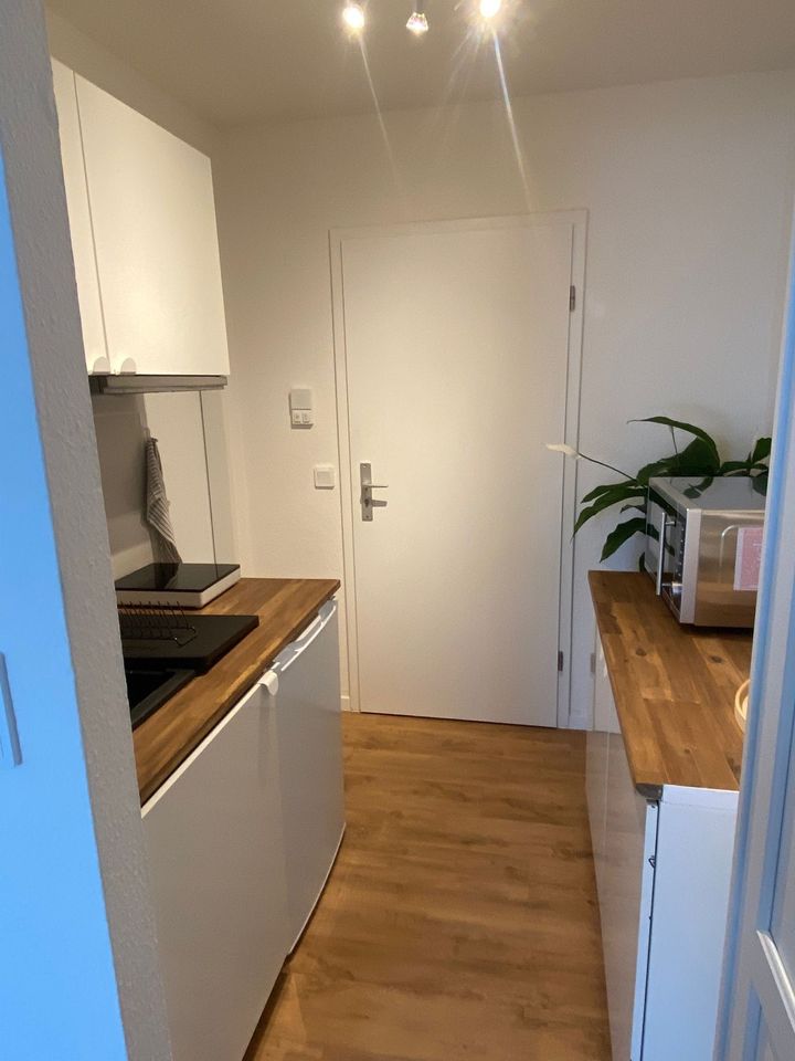 Renoviertes 1 Zimmer Design Apartment - sehr schön eingerichtet in Düsseldorf