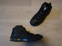 Nike AIRMAX BASKETBALL Herren Jungen 42,5 Schuhe Boots Stiefel 42 Nordrhein-Westfalen - Menden Vorschau