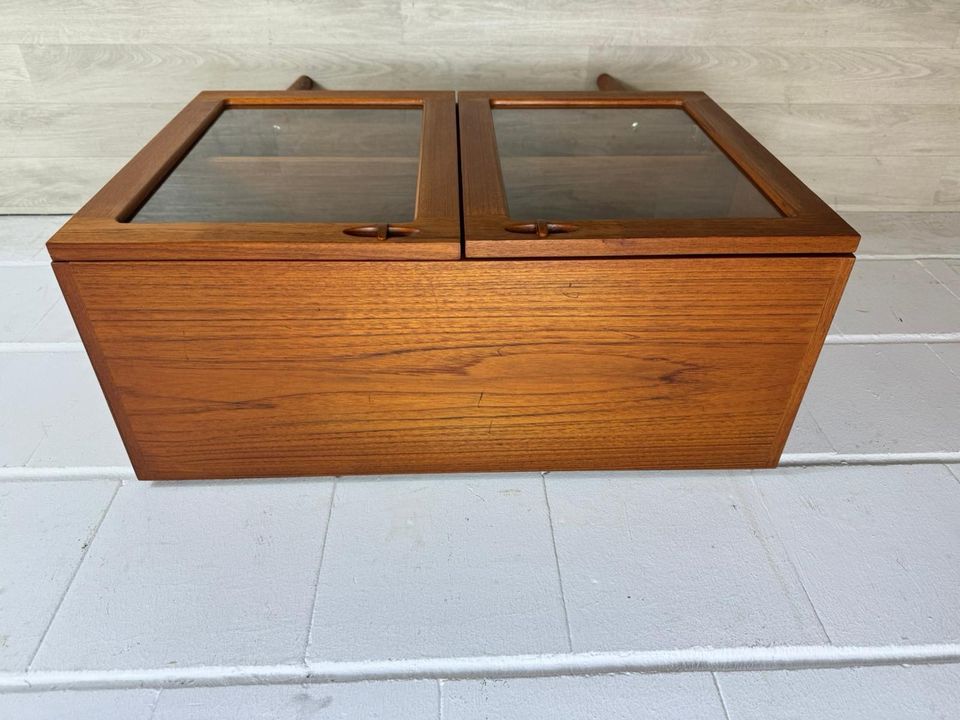 Vintage Teak Vitrine Kommode Sideboard BRAMIN DANISH 60er 70er in Delmenhorst