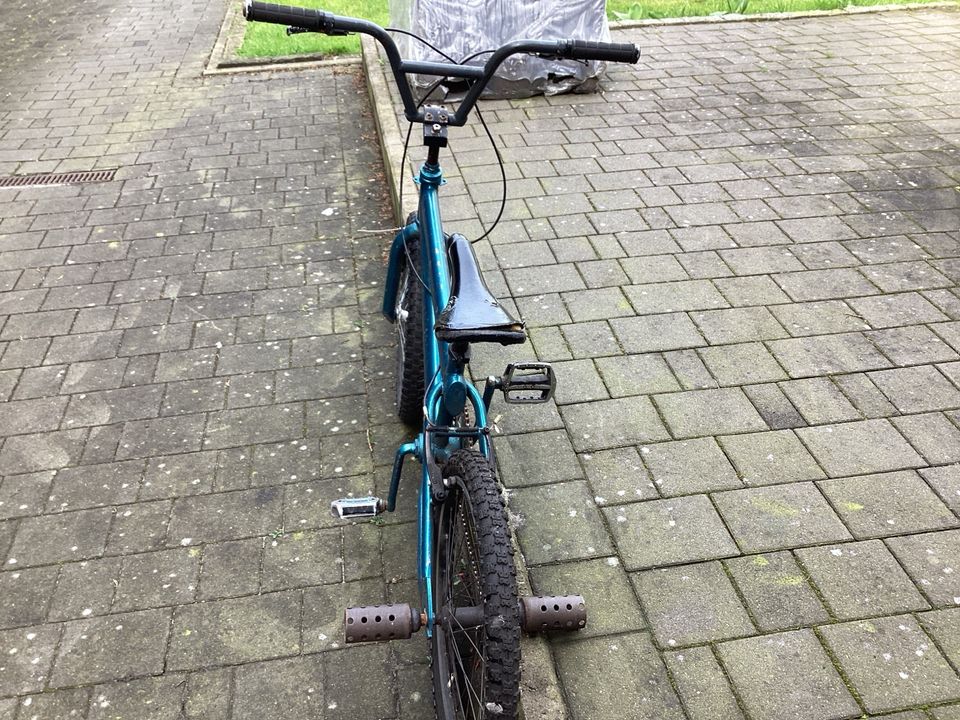 Verkaufe hier BMX Fahrrad in Westoverledingen
