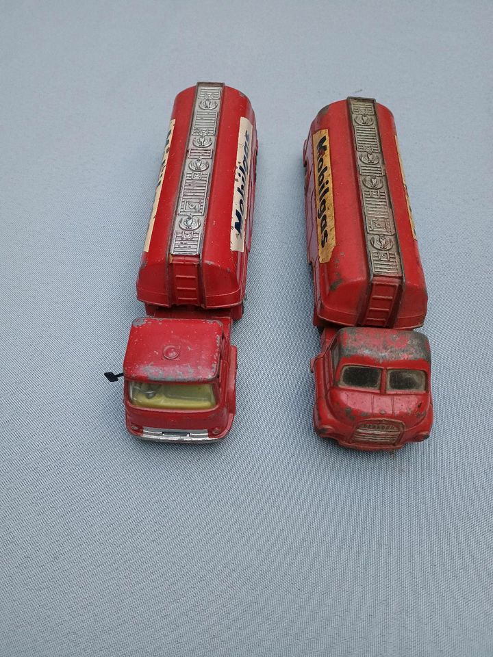 Corgi Toys/Bedford Tractor in Geldern