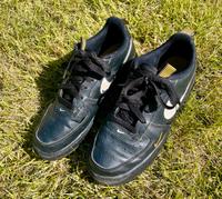 Nike Sneaker Schuh Gr. 38,5 Thüringen - Jena Vorschau