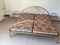 Schlafzimmer METALL-goldfarben - BETT + mehrteiliges Zubehör Bayern - Immenstadt Vorschau