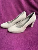 Neu: Tamaris 40 Pumps beige Creme ivory Baden-Württemberg - Heidelberg Vorschau