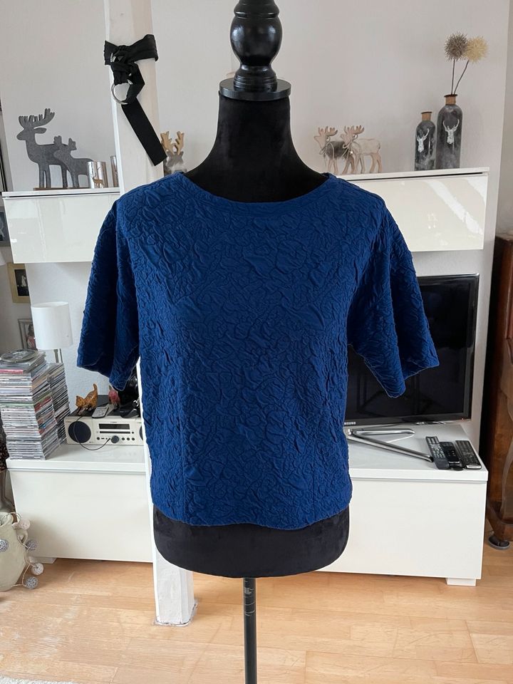 Wunderbares Top T Shirt Strukturmuster Neu XS S 34 36  blau in Rostock