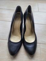 Akira, Gr.40, Pumps, Hackenschuhe, Slipper, Sandalen, schwarz Schleswig-Holstein - Ahrensburg Vorschau