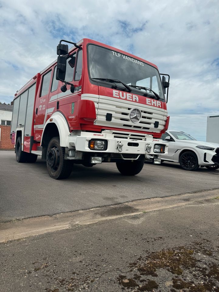 Mercedes 1627, ehemalige österreichische Feuerwehr, große DoKa in Minden