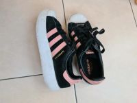 Schuhe kn Gr 36 Adidas Superstar schwarz Bayern - Sulzbach a. Main Vorschau