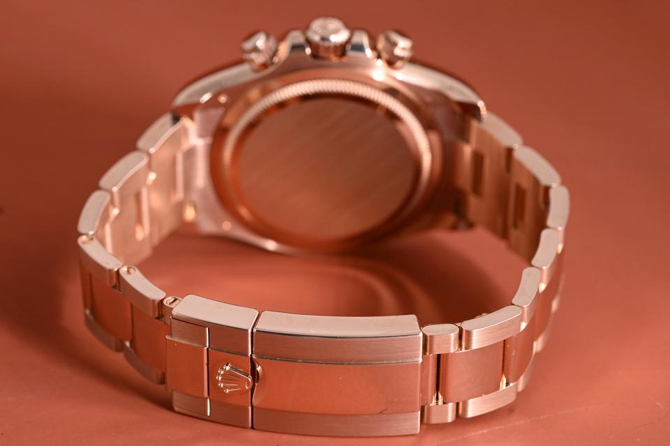 Rolex Daytona 126505 - Rose Gold - Full Set - Black Diamond Dial in Stuttgart