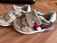 Tommy Hilfiger Kinderschuhe 27 Kr. München - Haar Vorschau