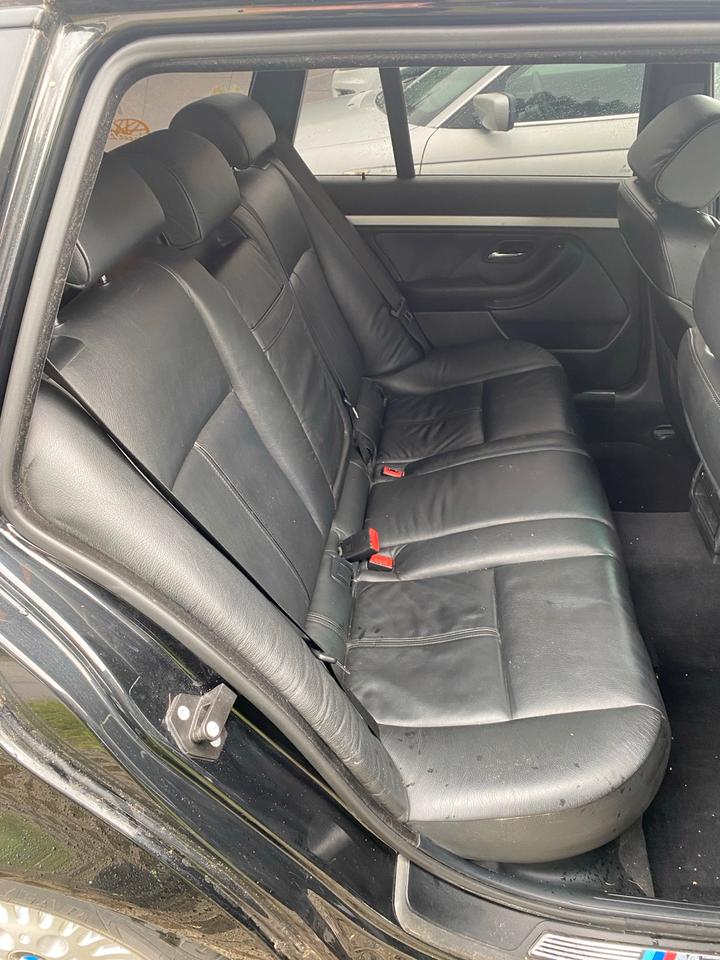 BMW E39 Touring Rücksitz Rücksitzbank isofix Leder schwarz in Rudersberg