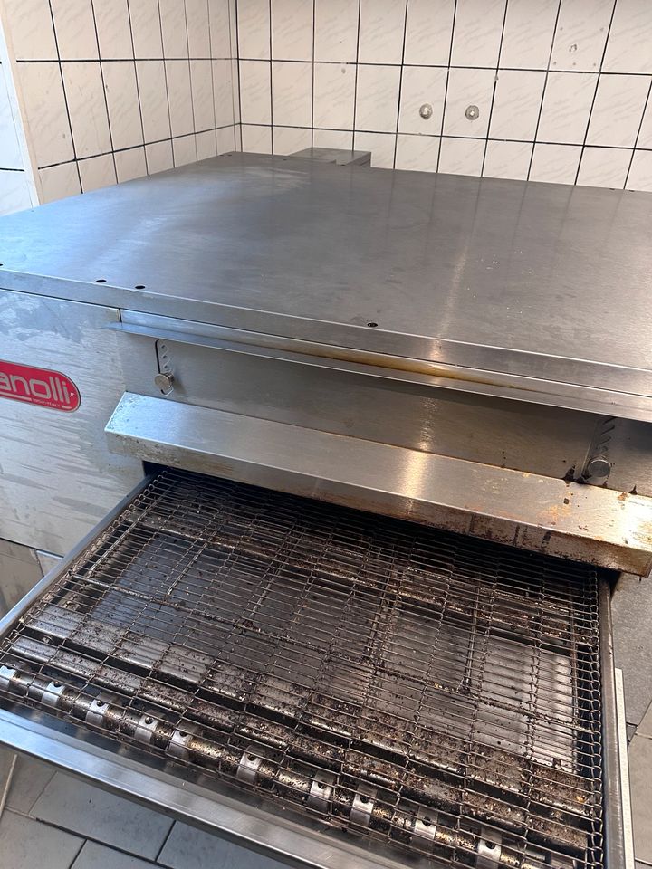 Pizza backOfen,Küche… in Kiel