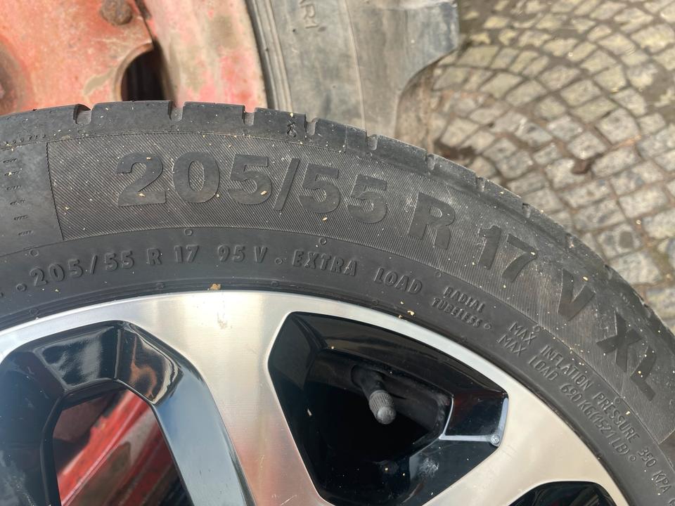Sommer-Räder Renault Capture 205/55R17 Komplettradsatz in Eisenach